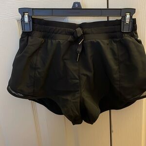CRZ Yoga Mesh Liner Shorts with Zip Back Pocket Size 4/6